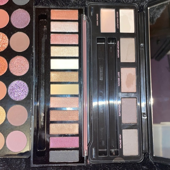 3 Like New Makeup Palettes - Picture 4 of 4
